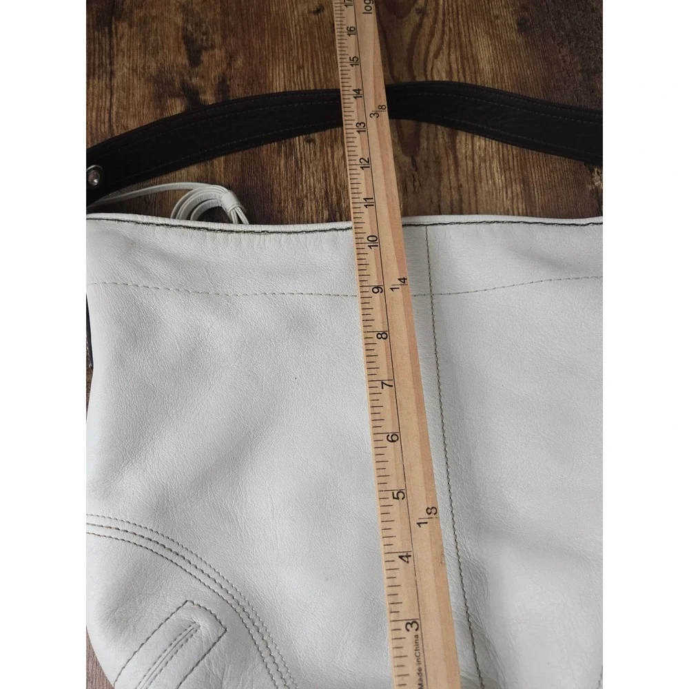 Coach Hobo Bag White Pebbled Leather Shoulder Bag Silver Hardware Vintage